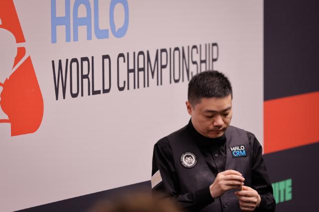 PG电子官方入口-丁俊晖10比5吉尔伯特，世锦赛16进8对决赵心童！
